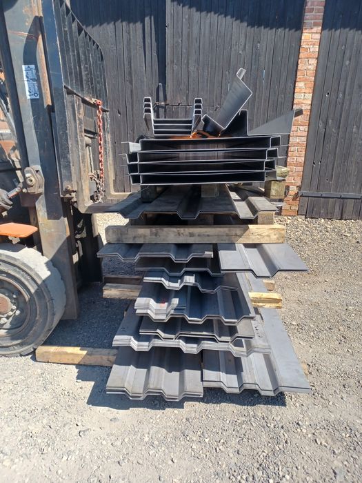 Blachy burty nadstawki obrzeża przyczepa rozrzutnik zabudowa skrzynia