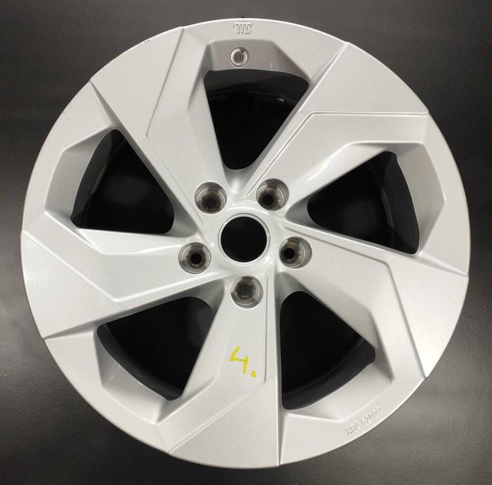 5x114,3 R17 ET 35 felgi aluminiowe Nissan JUKE PULSAR LEAF / kurier