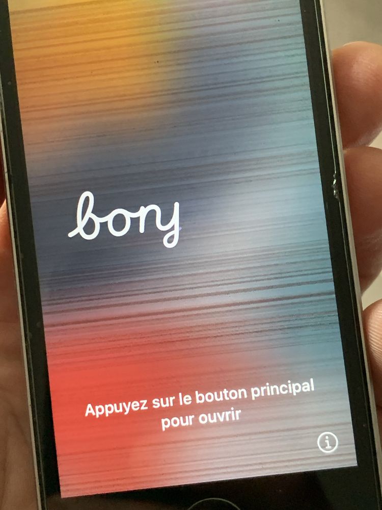 iPhone SE, uszkodzony dotyk i ekran