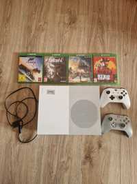 Ігрова приставка Xbox One S