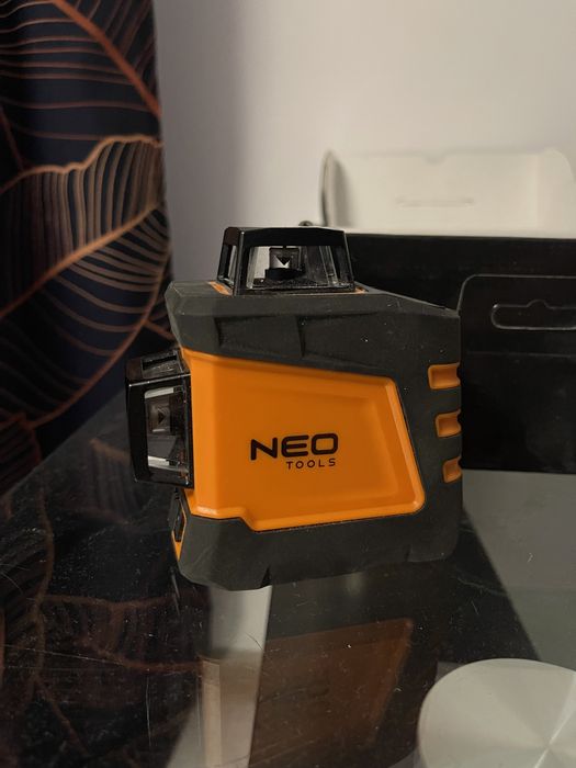 Laser Krzyżowy Neo Tools