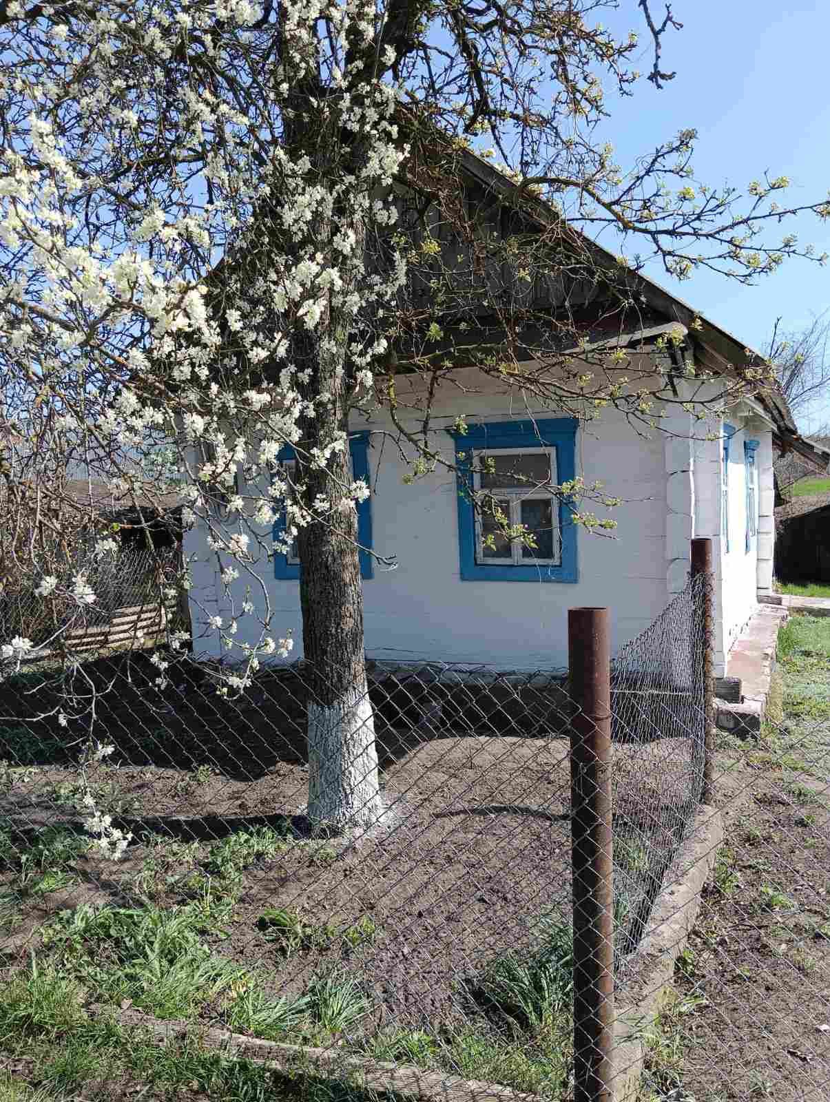 Продам земельну ділянку з житловим будинком Власники.