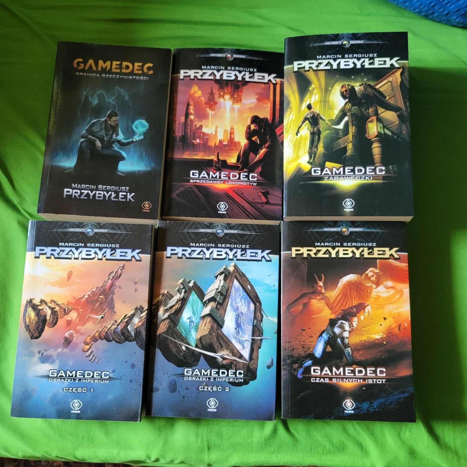 Marcin Przybyłek Gamedec seria 6 książek