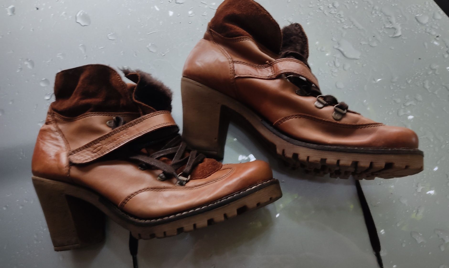 Botas de inverno em pele