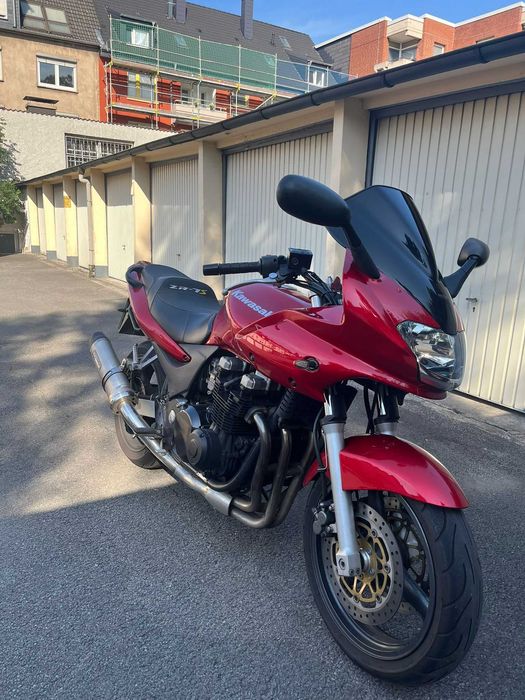 Kawasaki Zr7S 750
