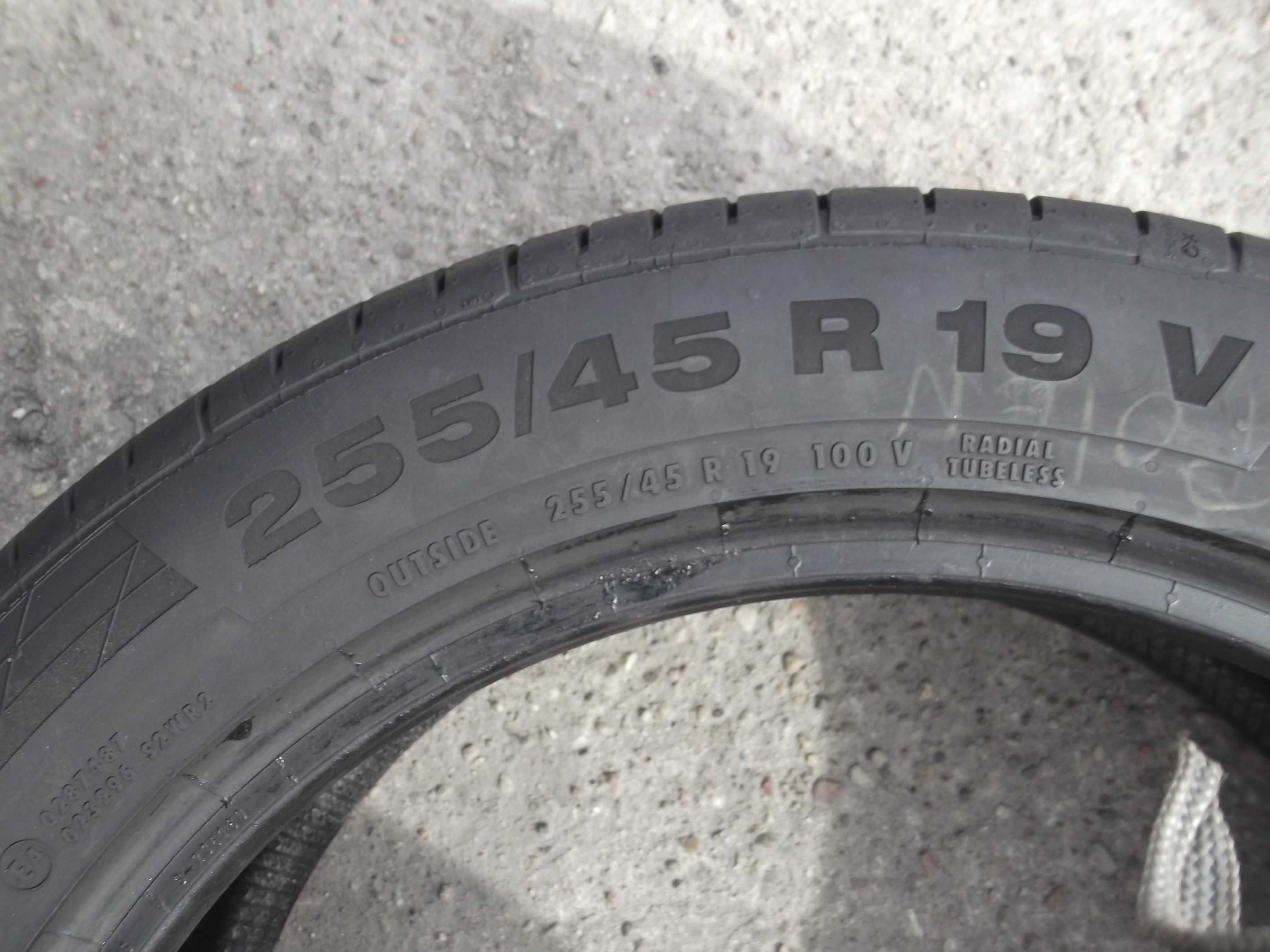 Opony 245/55/19 Continental 2szt