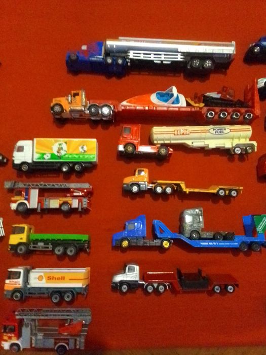 Масштабные модели грузовиков