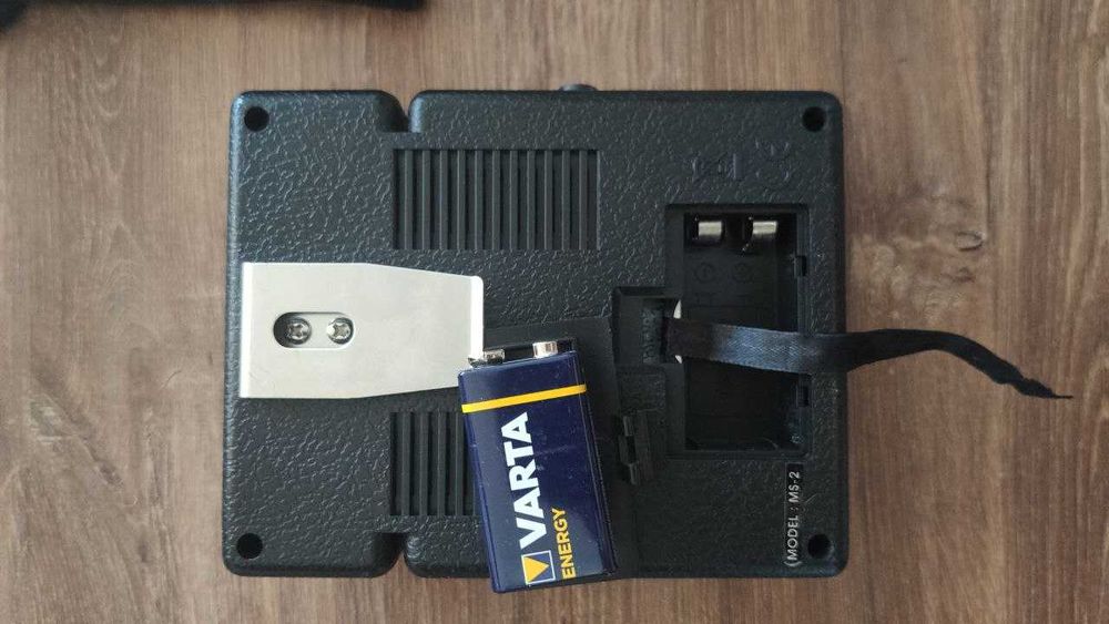 Електрогітара Ephiphone + підсилювач Marshall + гітарні дрібниці