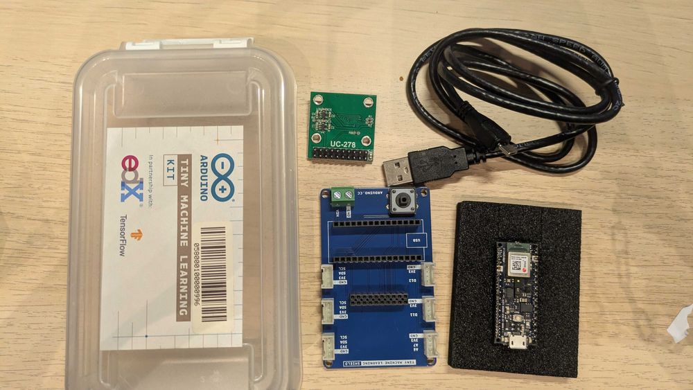 no Tiny Machine Learning Kit - zestaw do uczenia maszynowego AKX00028