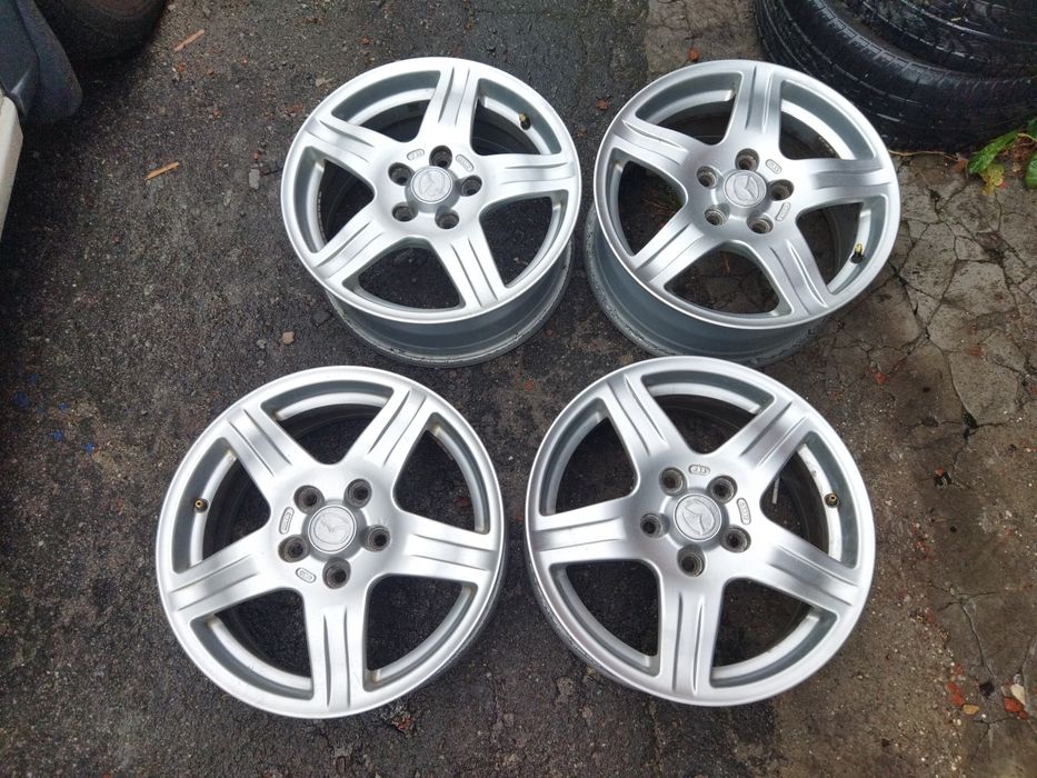 Мазда R16 заводск оригінал