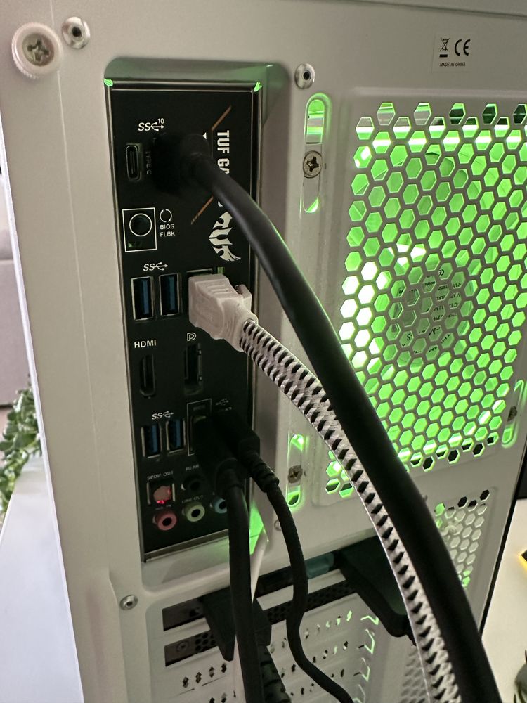 Gaming pc R7 3700x rtx 3070 32 gb