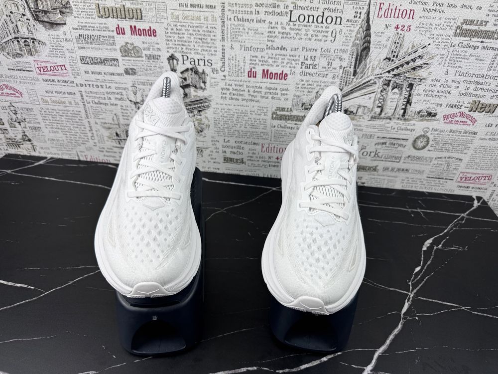 Оригінал ! Кросівки Hoka One One Clifton 9 Розмір 40