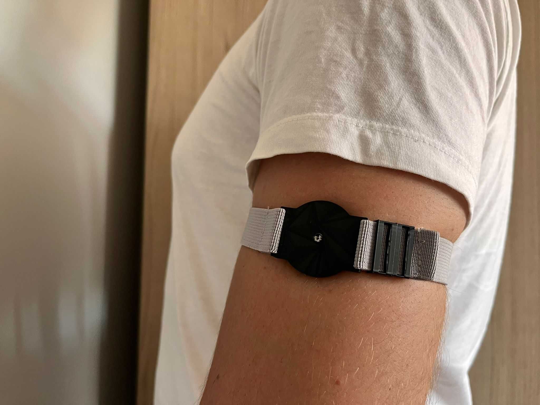Opaska ochronna na sensor FreeStyle Libre 2 SZARA