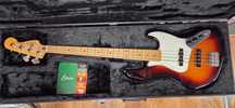 Fender Player Jazz Bass MN 3-Tone Sunburst