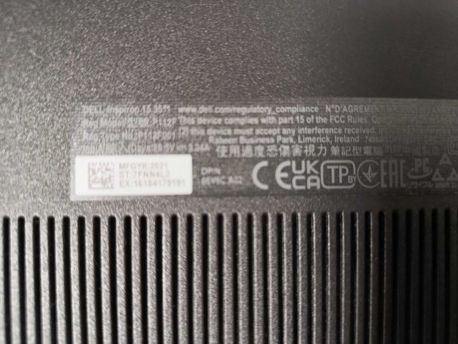 DELL Inspiron 15 3511 Intel i5 2.40GHz 8GB SSD M.2 512GB Win 11 Home