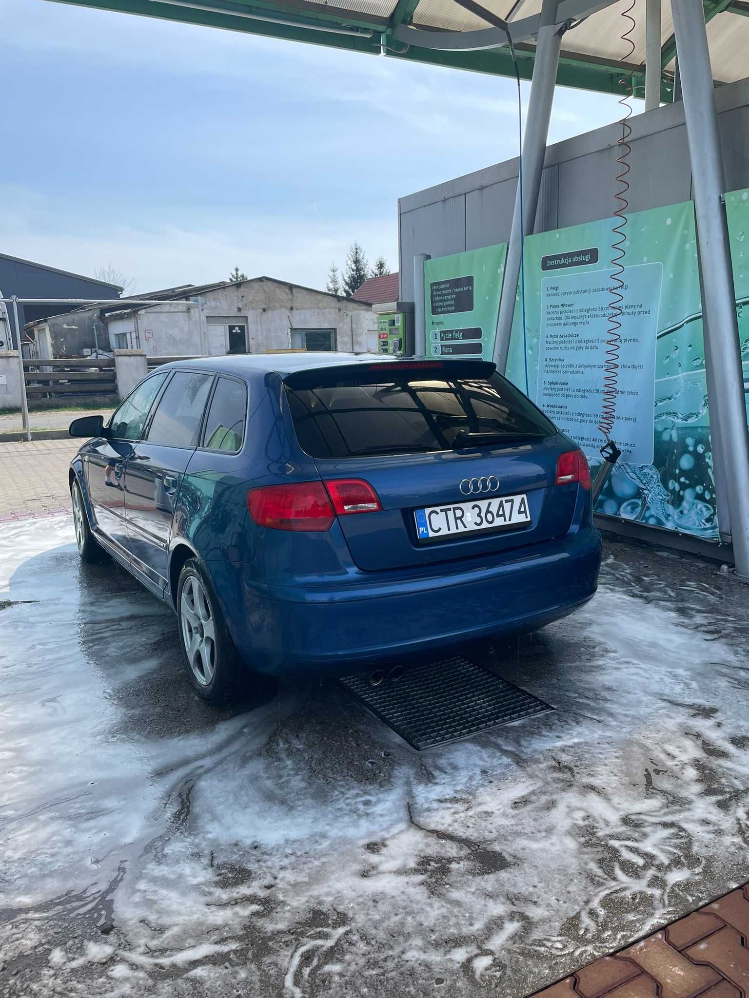Audi A3 8P 2008r. niebieski 1.4 Benzyna. 5-drzwi. Wersja S-line.