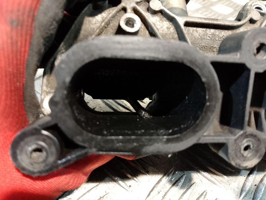 Kolektor Ssący + Listwa Wtryskowa Audi A6 C6 3.2 V6 06E133109H