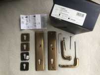 Klamka Hoppe London 113/2221a/2440 + szyld * 72mm