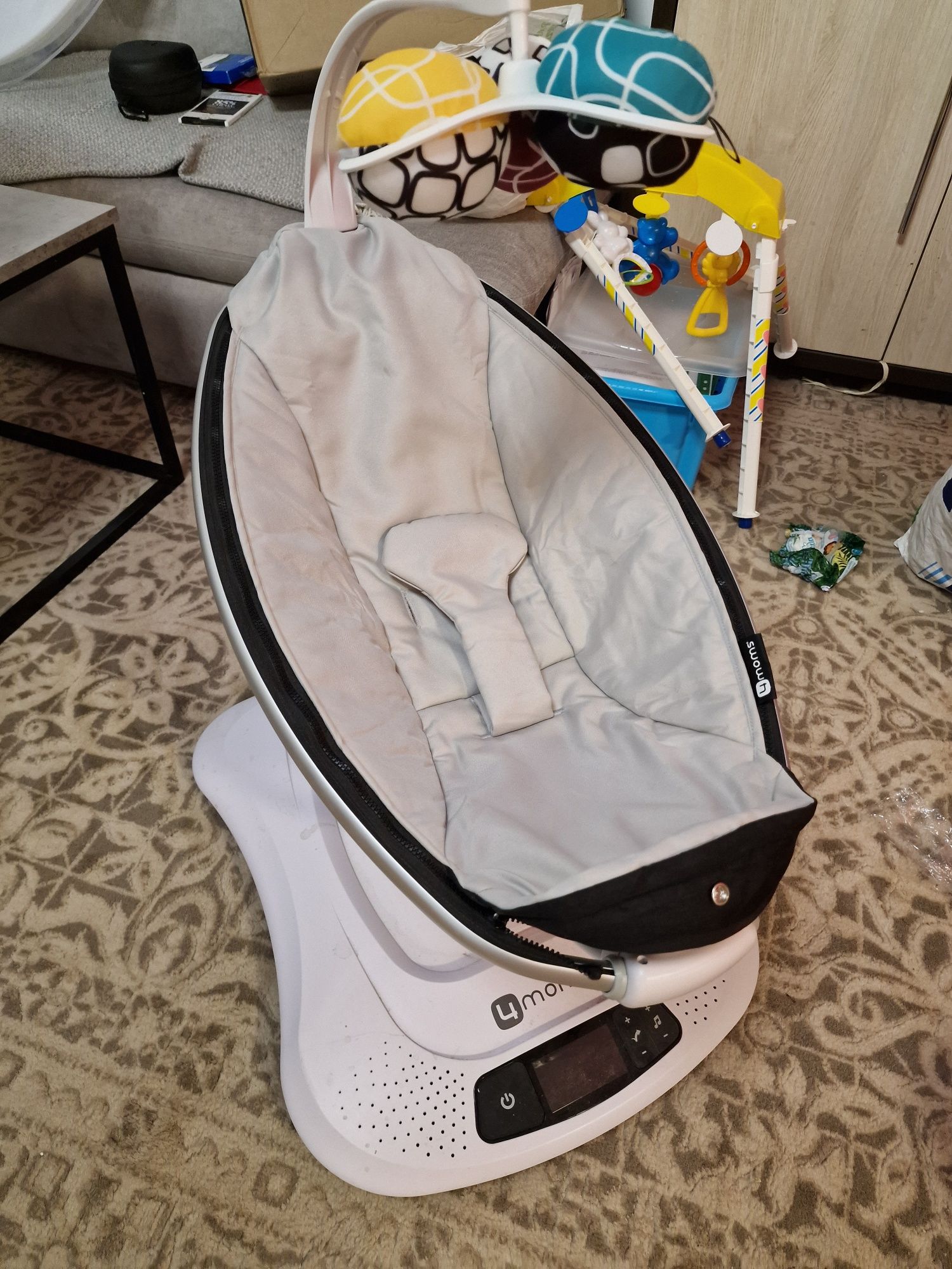 Bujaczek MamaRoo 4moms