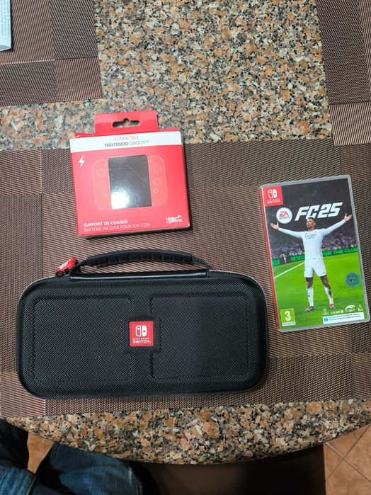 Acessórios Nintendo Switch OLED (Case+FC25+carregador joycon)