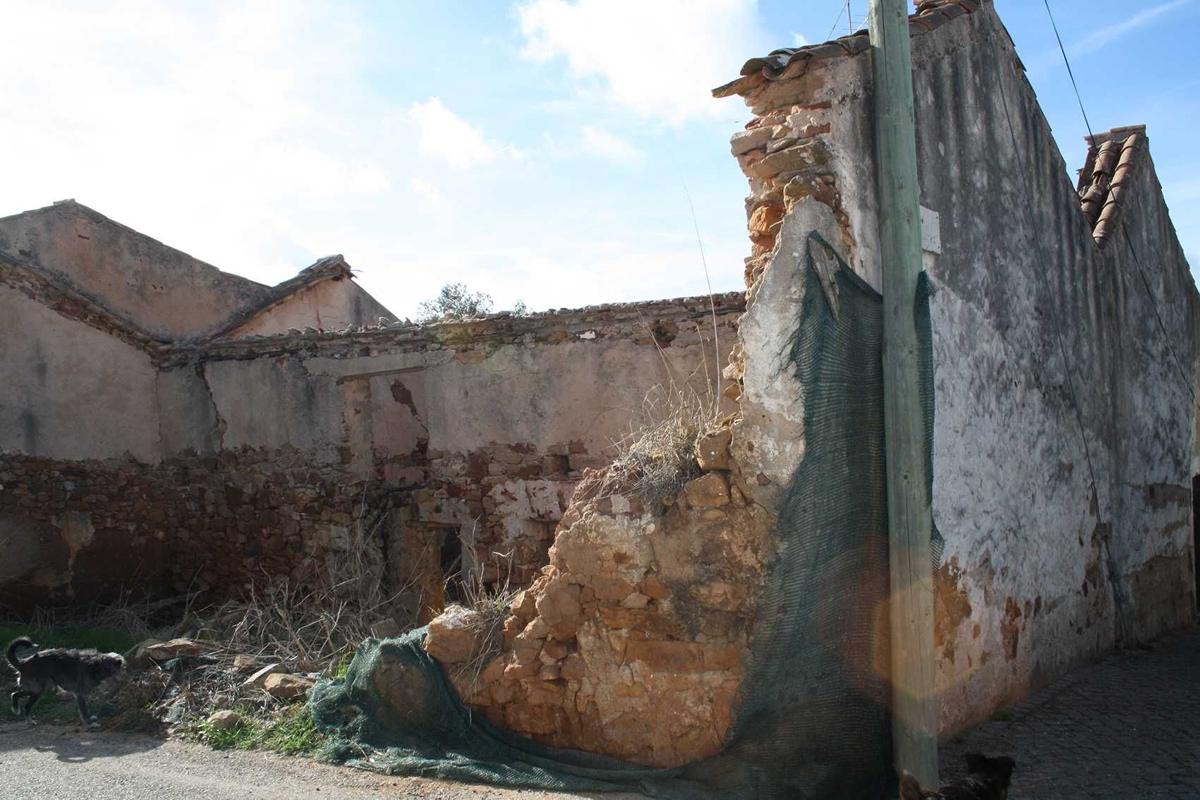 ruina raposeira vila do bispo para venda