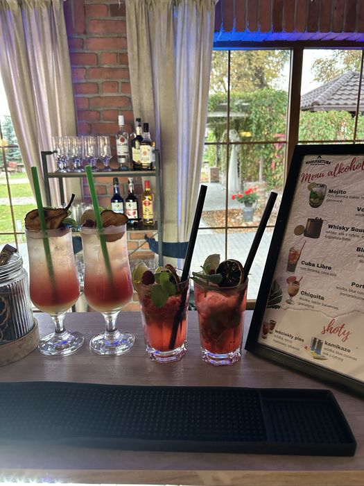 Mobilny BAR Drink bar BARMAN FOTObudka Ciężki dym napisy LOVE