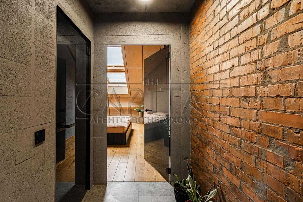 Стильна 3к квартира з терасою в ЖК Комфорт Таун | 111 м²