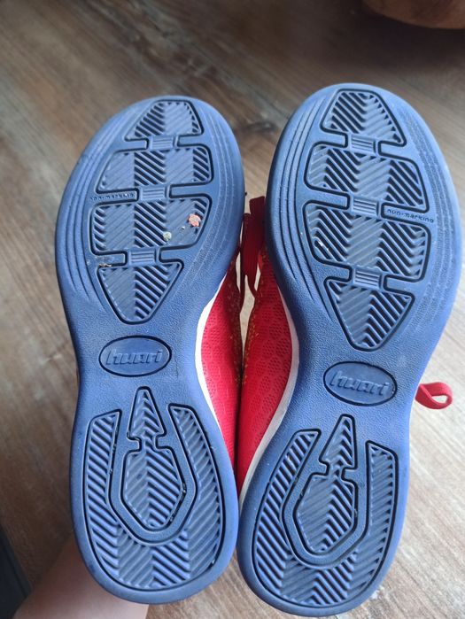 Buty halówki rozmiar 30