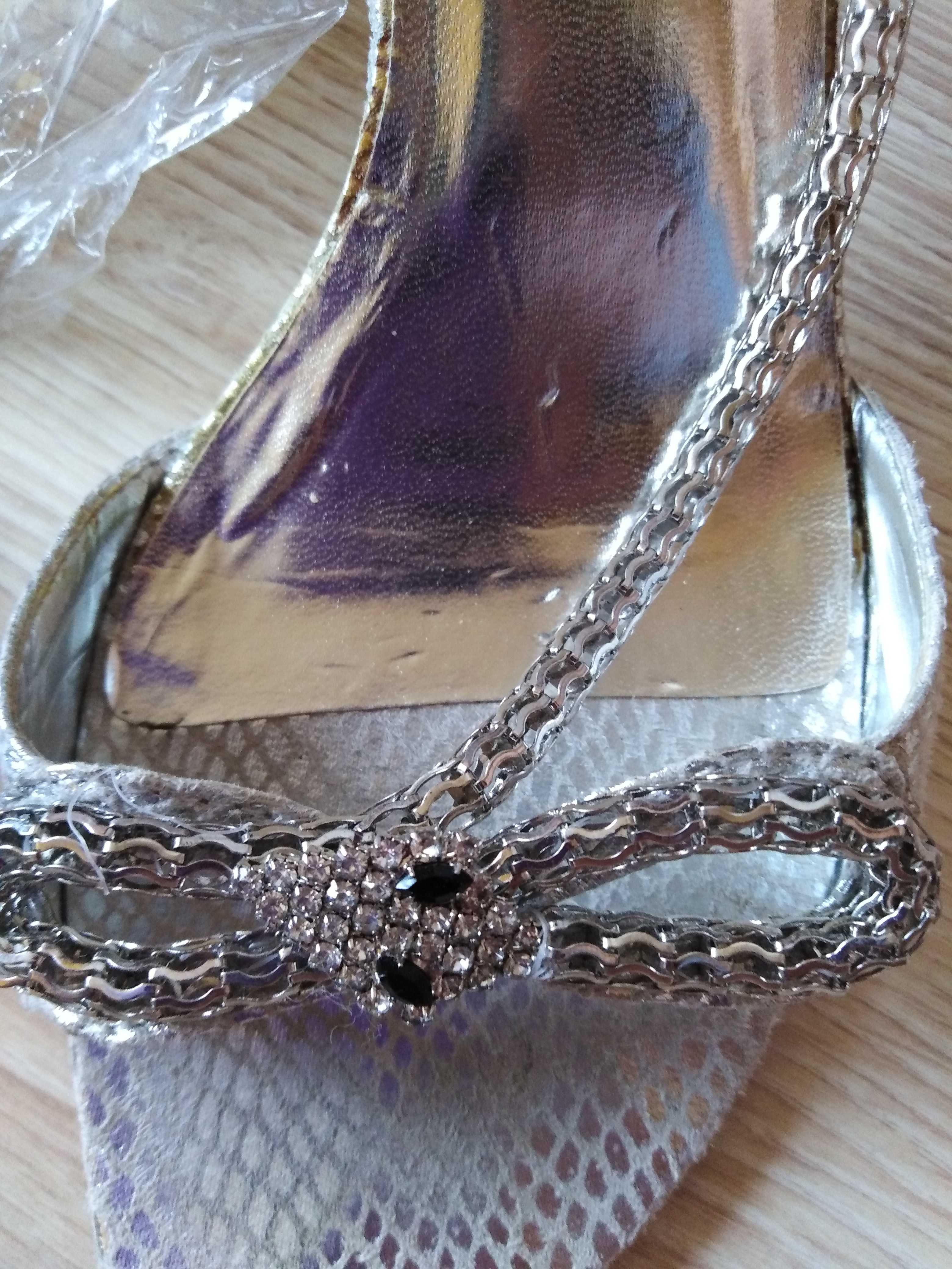 Biżuteryjne srebrne sandały szpilki Colorful r.39