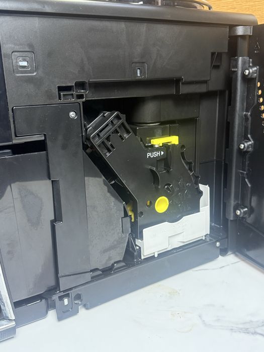 Кавомашина Philips Saeco Xelsis з Гарантією !