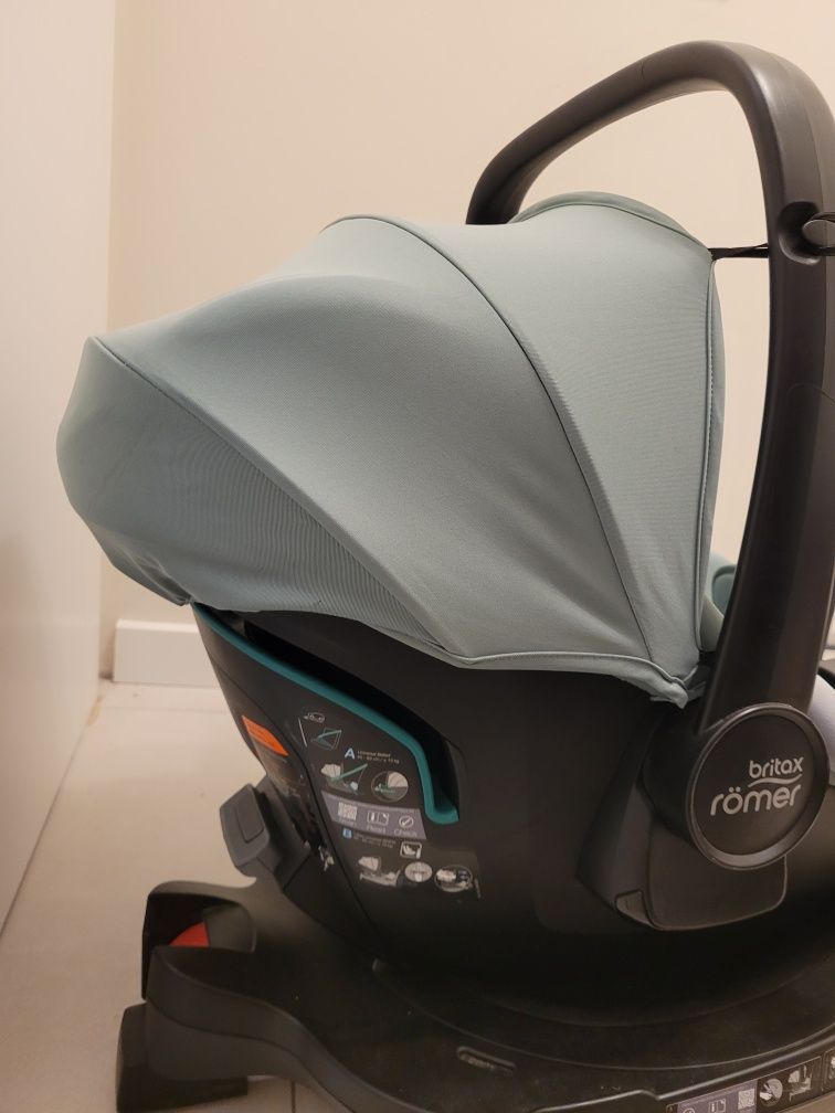 Nosidełko Britax Romer BABY-SAFE 3 i -SIZE + BAZA