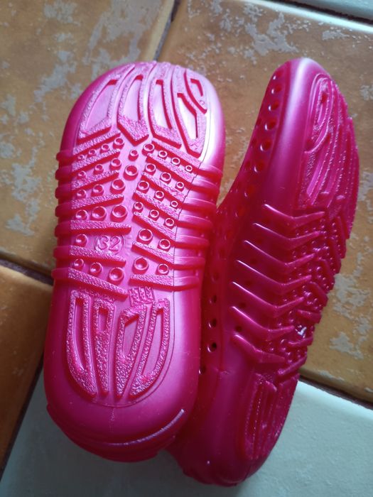 Buty do wody marki Arena