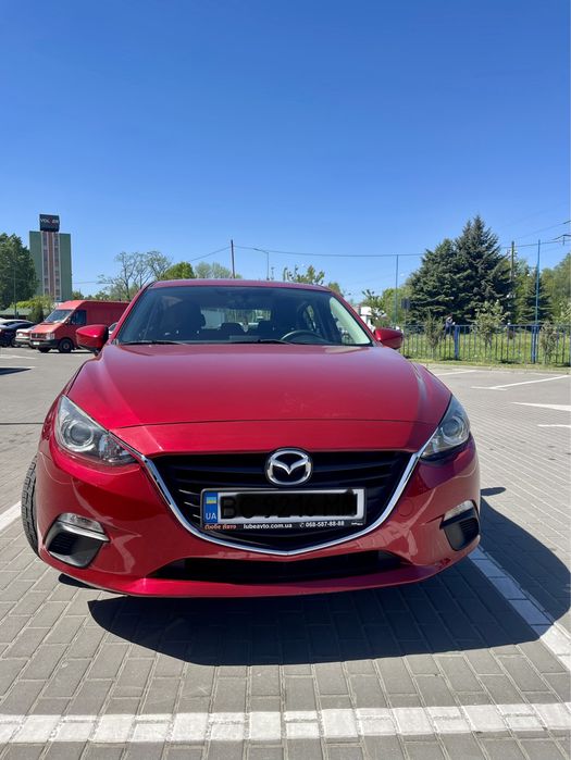 Mazda 3 skyactiv drive.
