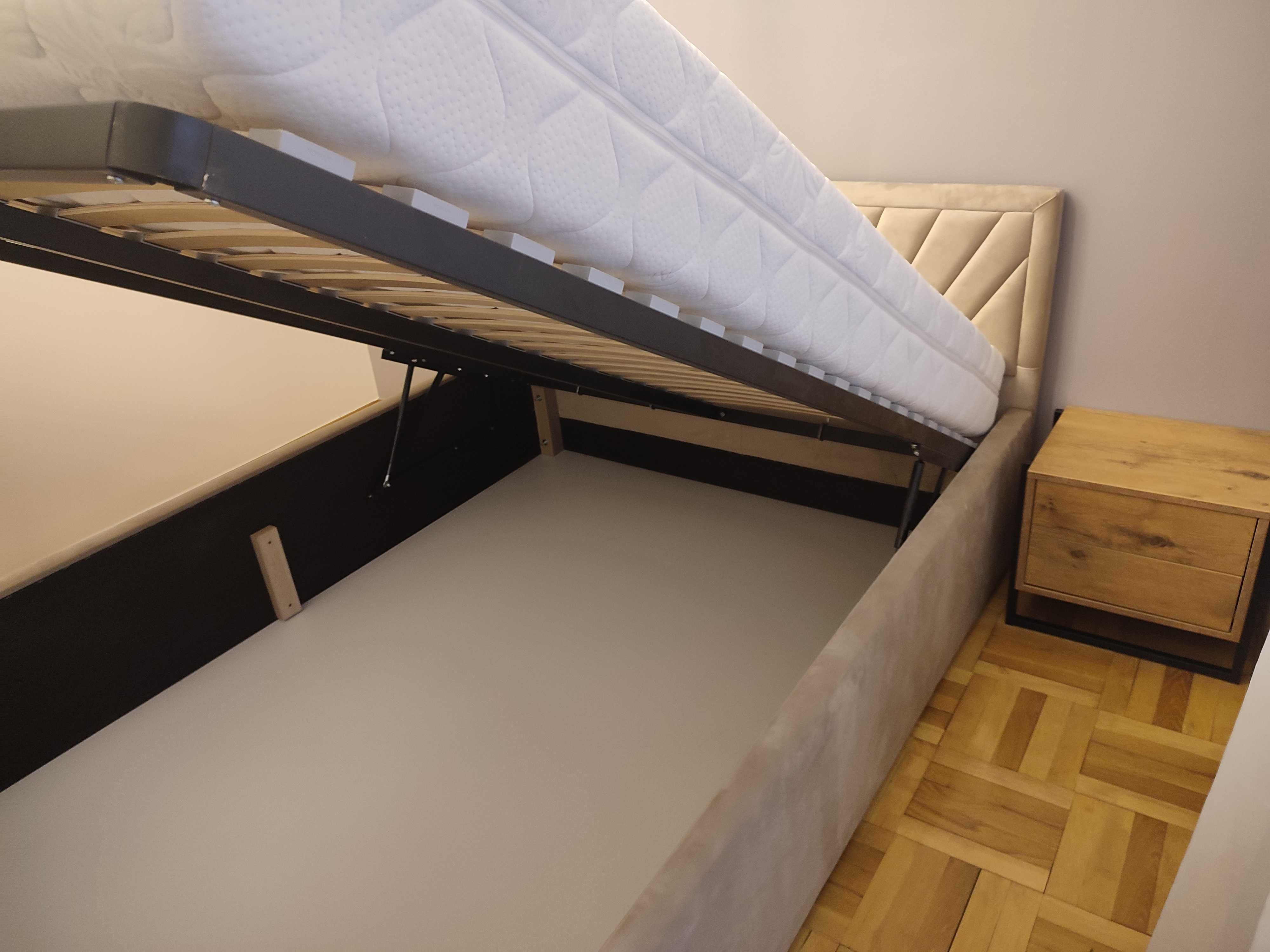 Łóżko tapicerowane na wymiar pojemnik, producent
