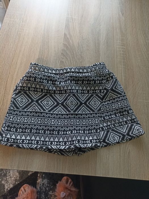 Śliczna Spódniczka spodnie  Nutmeg 12/13 lat