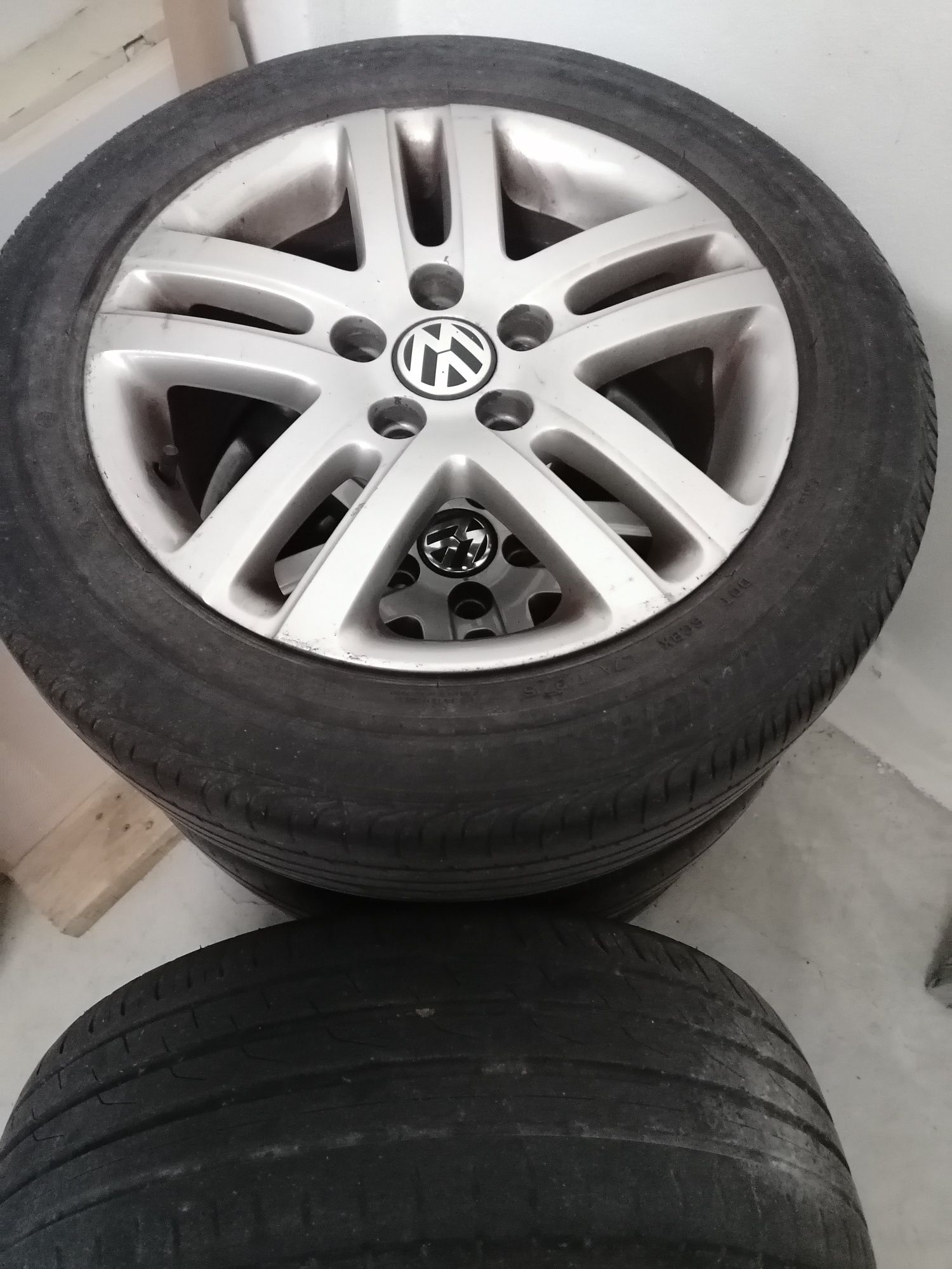 Jantes 5x112 vw golf com pneus 205/55 16
