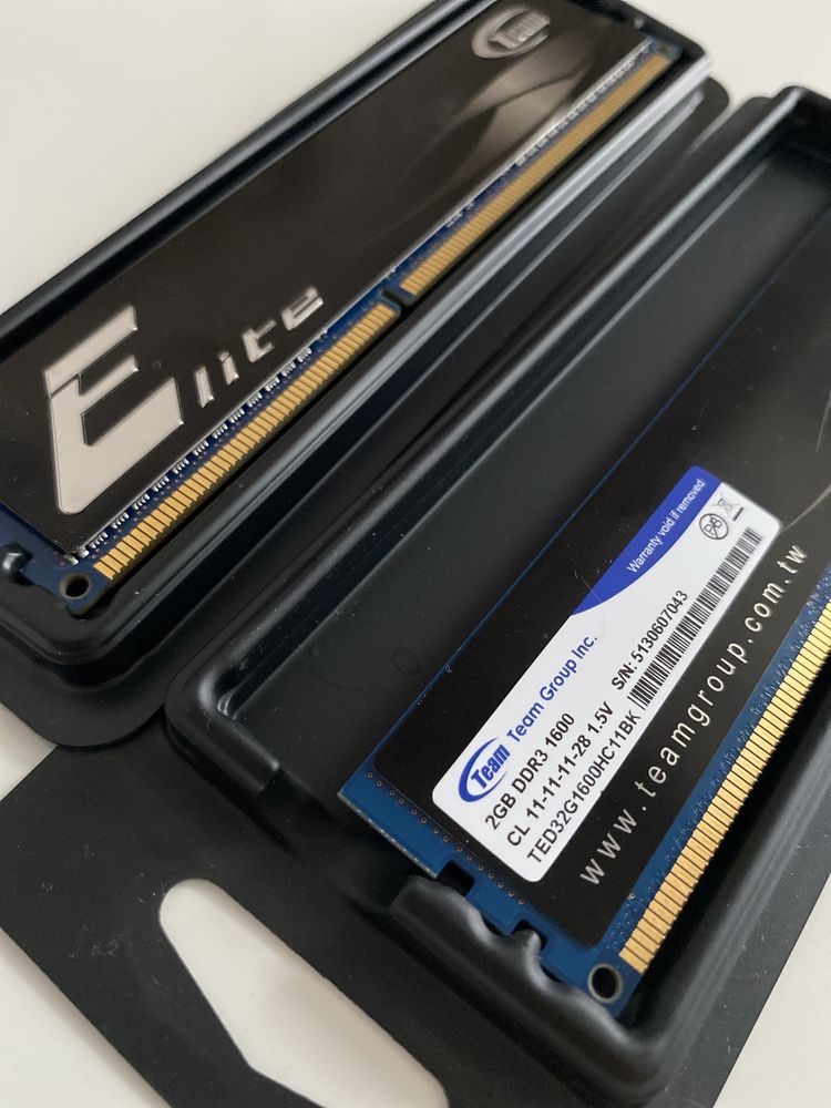 Оперативна пам’ять ddr3 1600 2 gb 2 шт