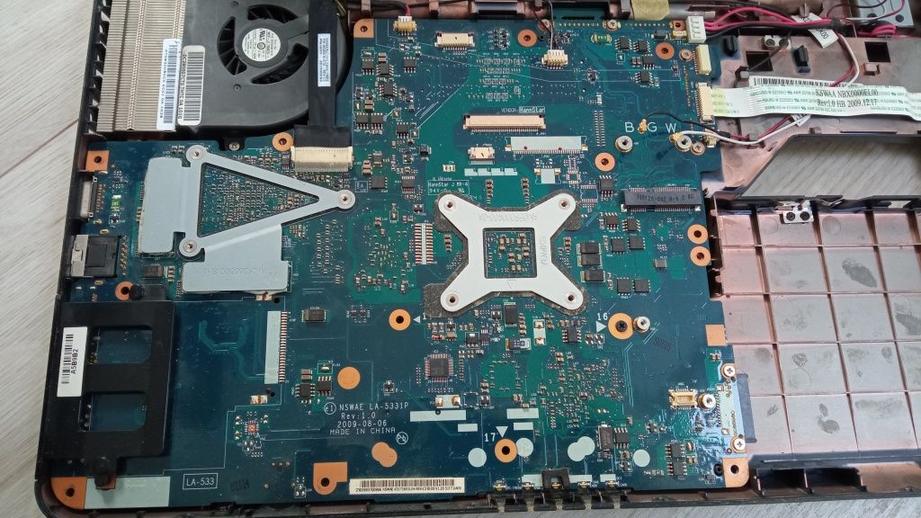 Płyta główna Toshiba L505D

Sprzedam w pełni sprawną
