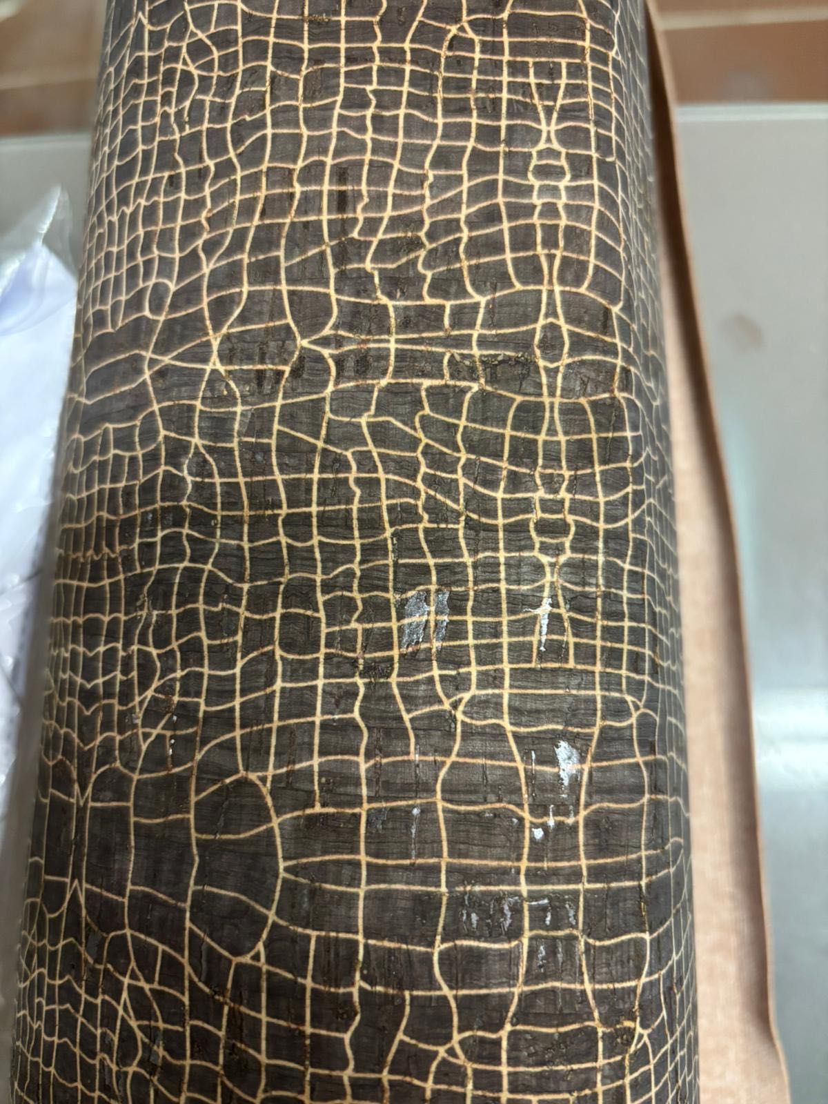 cortiça com padrão de calçada portuguesa