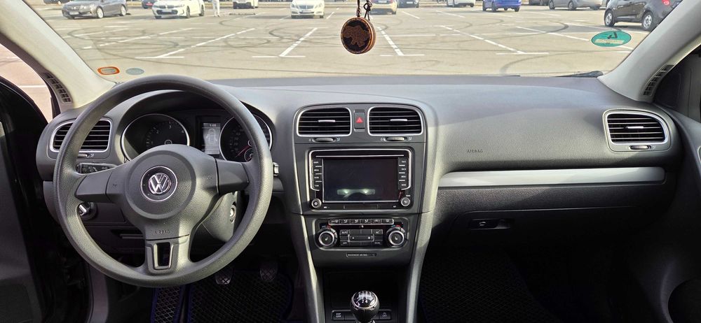 Volkswagen Golf 1.6 TDI (Гольф 1.6 Дизель)