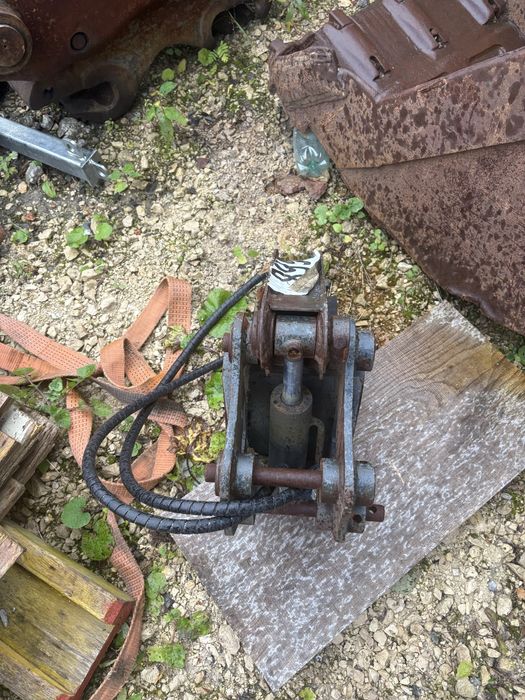 Kleszcze, chwytak hydrauliczny do minikoparki REZERWACJA