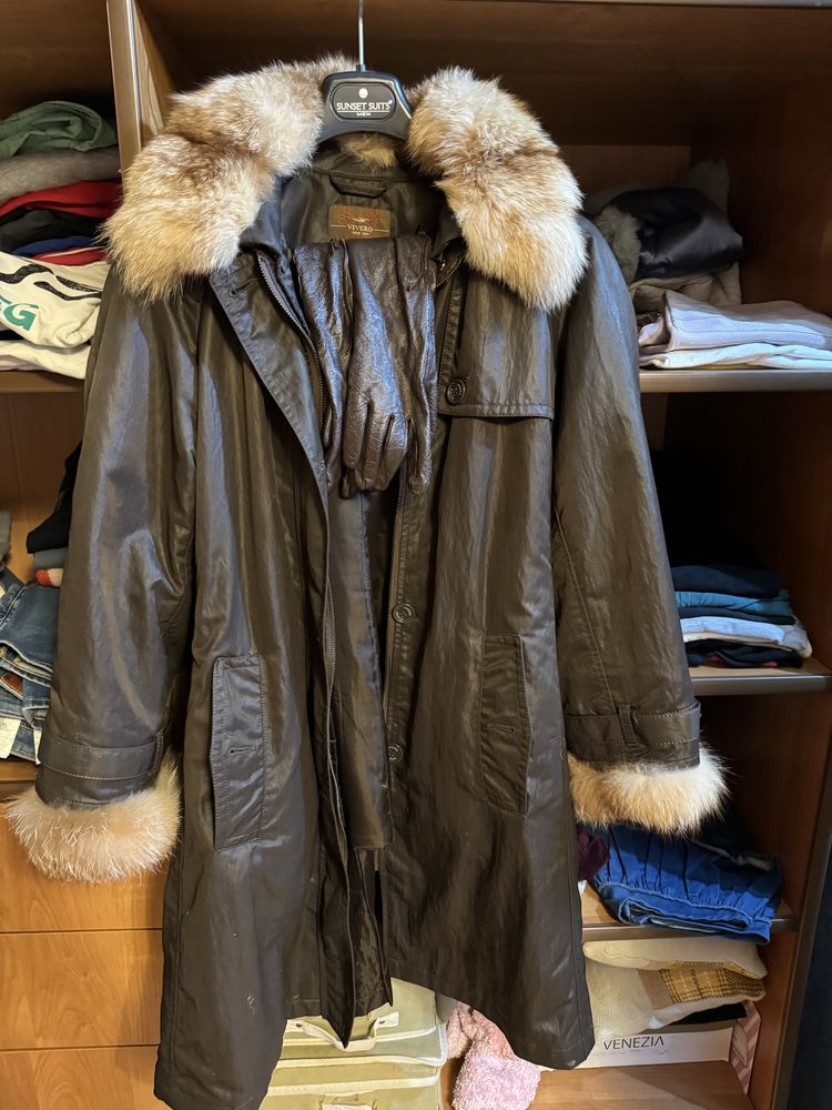 Zimowy płaszcz z futrem