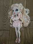 Rainbow High Modna Lalka Victoria Whitman 583134
