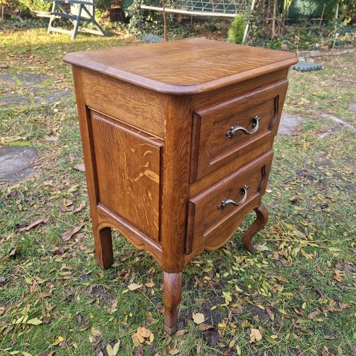 Piękna stylowa komoda dębowa