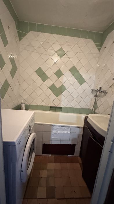 Продаж трикімнатної ПЗР