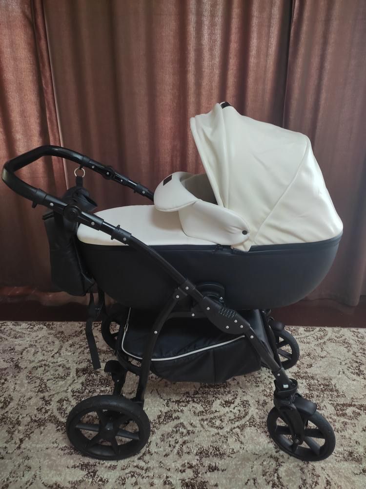 Продам коляску Viktoria 2 в 1
