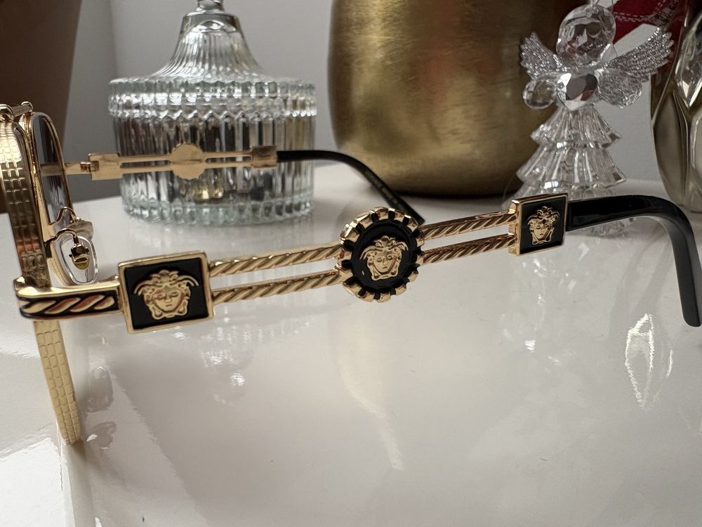Okulary pilotki z filtrem UV400 i polaryzacją złote Versace