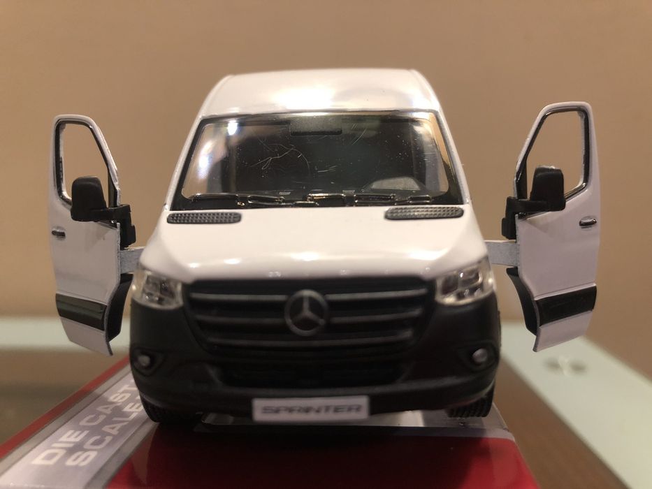Модель автобус Мерседес-Бенц Спринтер Mercedes-Benz Sprinter