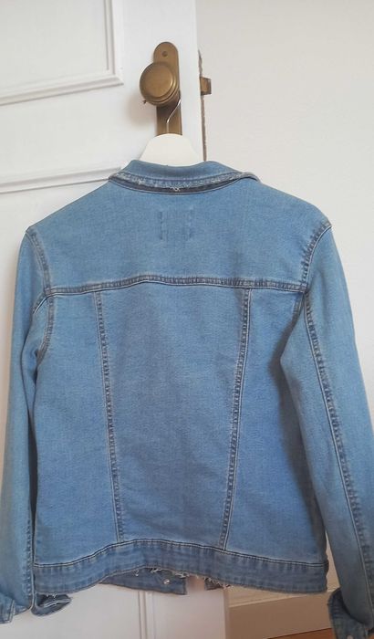 casaco novo de ganga, por estrear, tamanho m, marca bershka