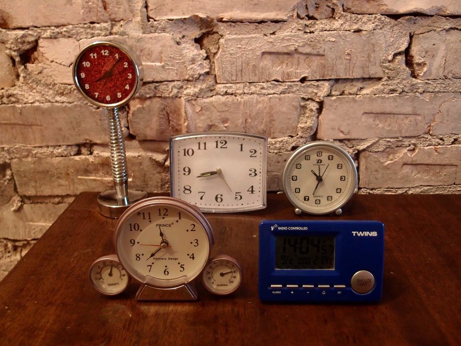 Kolekcja budziki klasyczne i elektroniczne zestaw 5szt